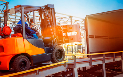 tpl25_20250616_1531_klassicheskij_zagorodnyj_dom_simple_compose_01jxw4mcwhfw0avmc6s1eg8vvg